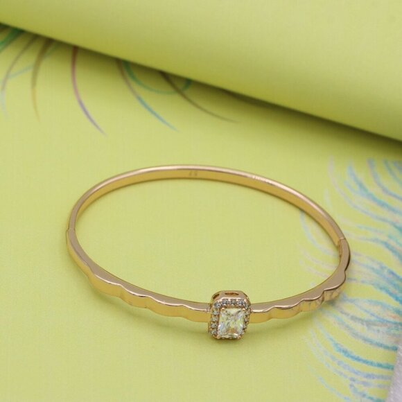 Elegant Rose Gold Bangle with Cushion Cut Stone Accent, XPBL0472 - Picture 5 of 12